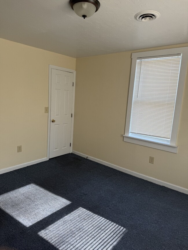 Photo - 375 Elm St Unidad 3R