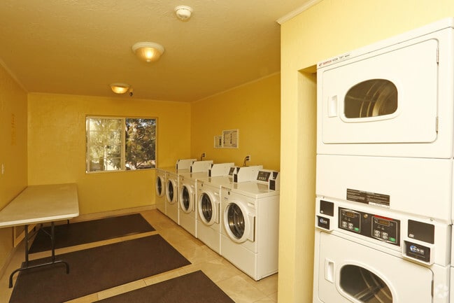 LAUNDRY - CARD OPERATED