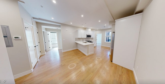 Building Photo - 165 Allston St Unit 4