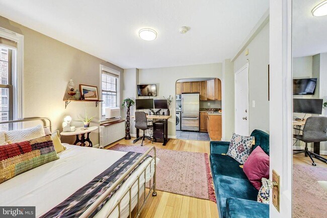 Building Photo - 1441 Euclid St NW Unit 105 Rental