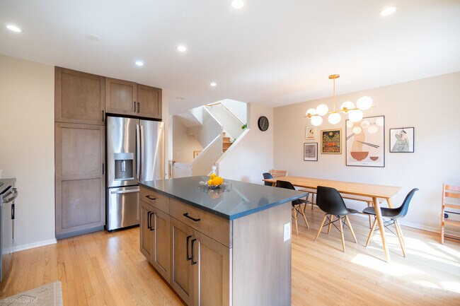 Photo - 1829 N Dayton St