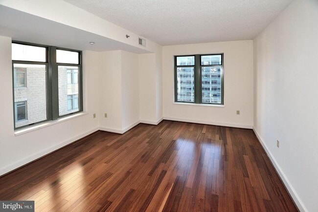 Building Photo - 1150 K St NW Unit 1010