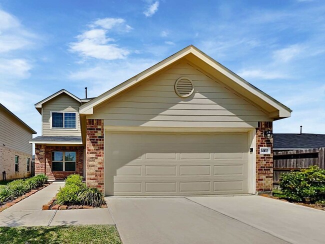 Building Photo - 24102 Mustang Run Dr