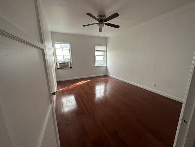 Bedroom - 1134 N Fuller Ave Apartments Unit 1134 1-2