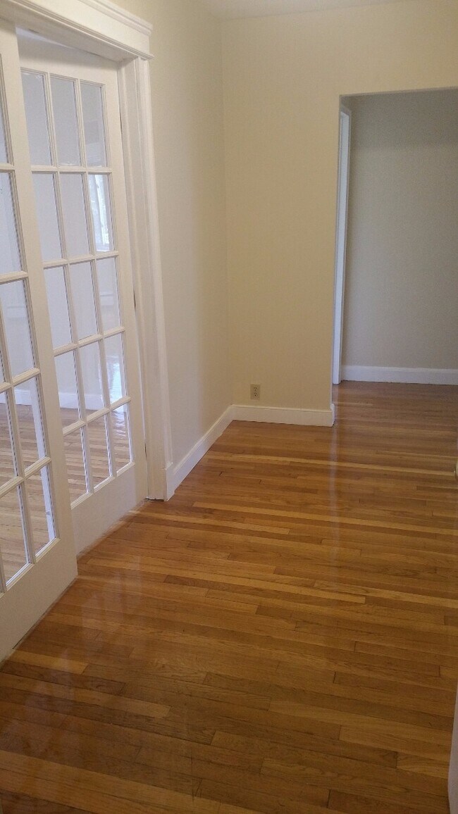 Photo - 2018 Commonwealth Ave Unidad 1