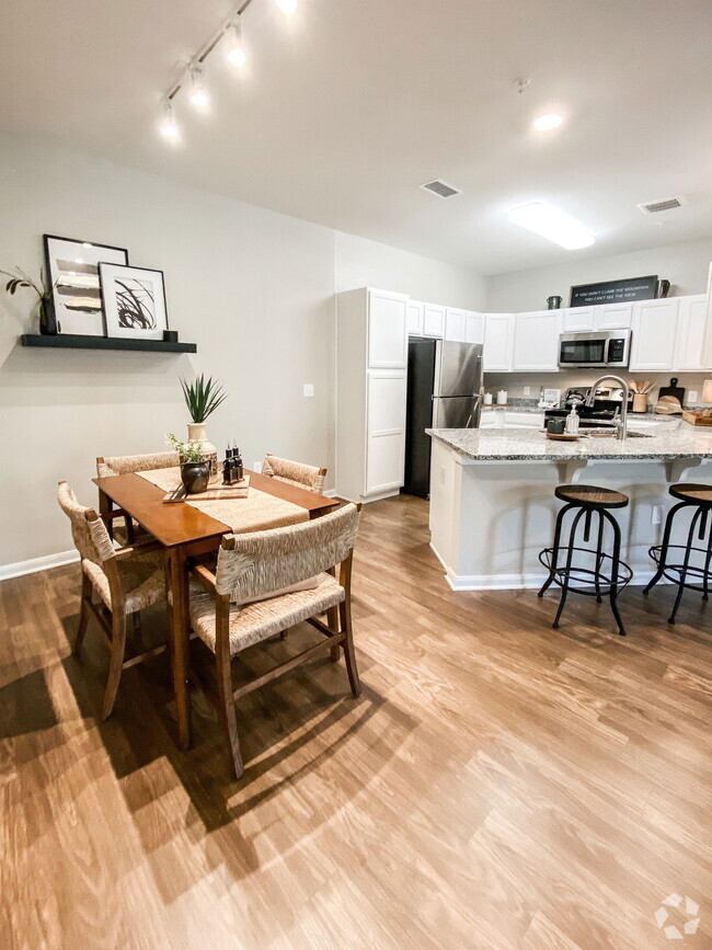 Building Photo - 3999 John Sharp Dr Unit 135 Rental