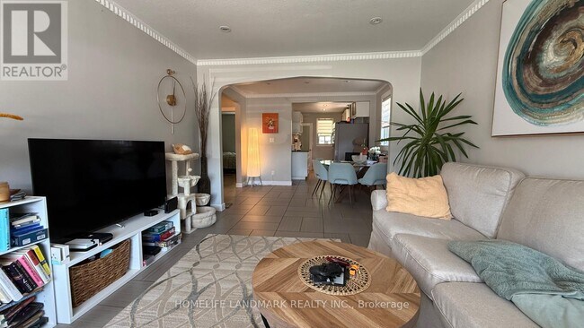 Photo - 78 Yorkview Dr
