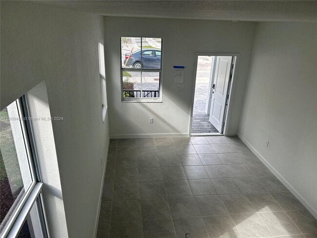 Photo - 28887 SW 162nd Ct