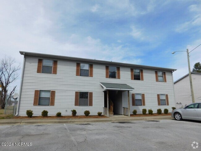 Building Photo - 3660 Neuse Blvd Rental