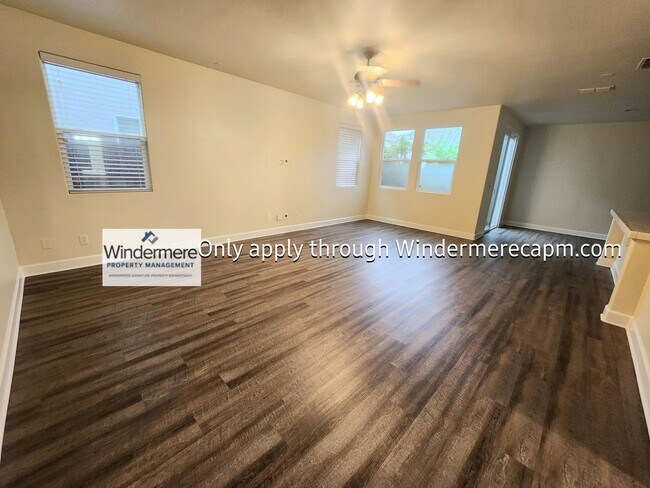Photo - AWESOME 3 BED/2.5 BATH FLOOR PLAN AVAILABL...