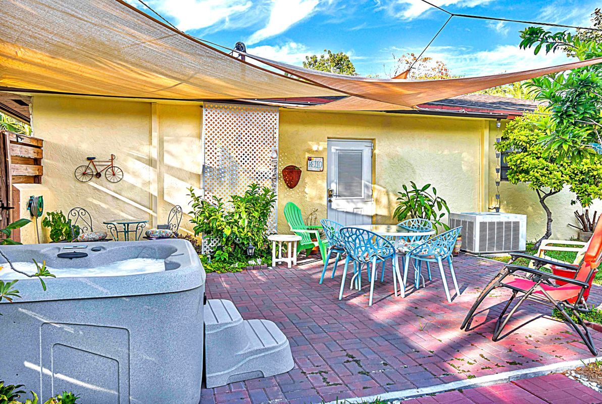 Photo - 5880 SW 32nd Terrace