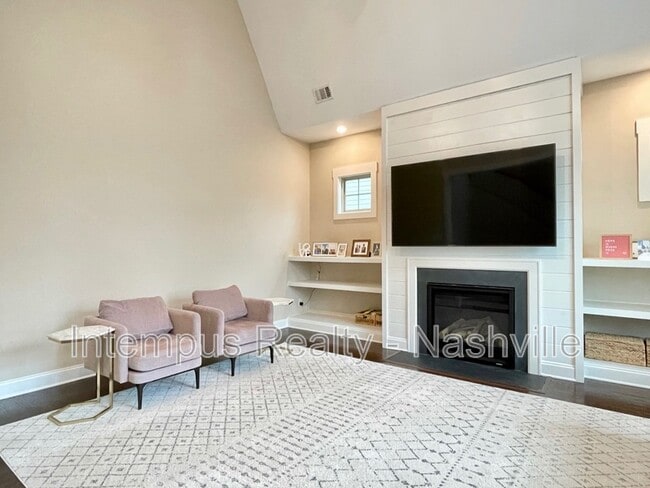 Photo - 2856 Americus Dr