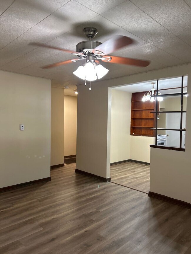 THIS PRICE IS AMAZINGGET IT BEFORE ITS GONE House Rental in