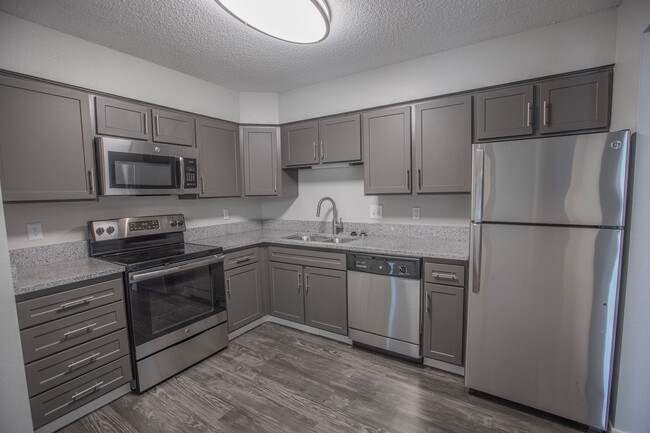 Photo - Bristol Village Apartments