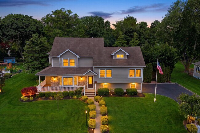 Photo - 39 Hilltop Rd