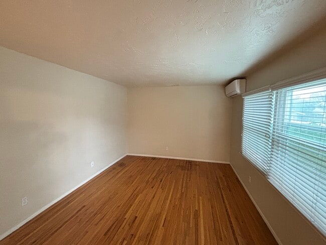 Photo - 2632 A St Unidad 2632 A St