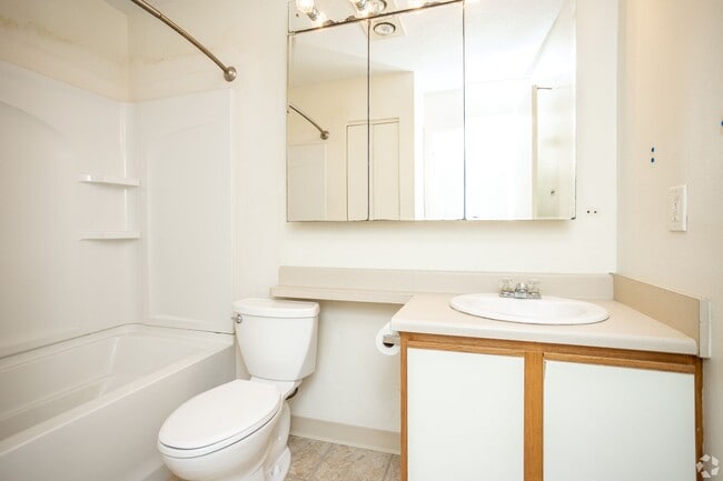 Photo - Brookside Apartments 317 SE Jacobs St, Gri...