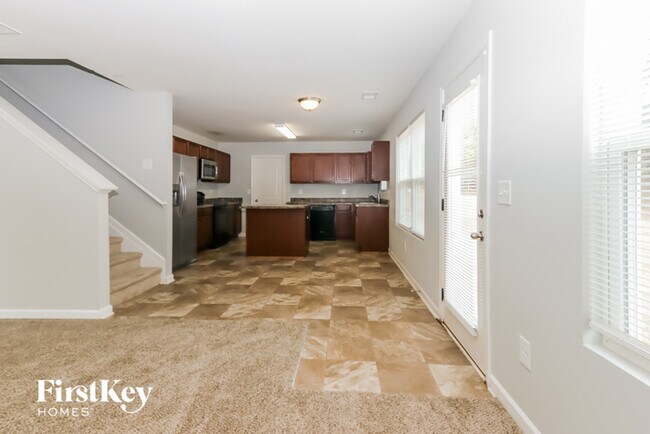 Photo - 170 Betty Ann Ln