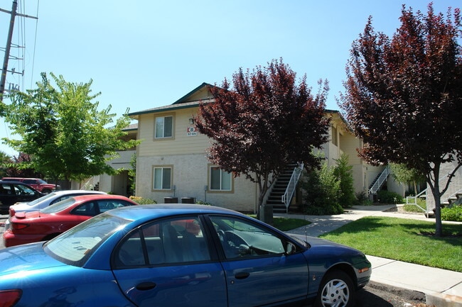 Photo - Huntington Apartments