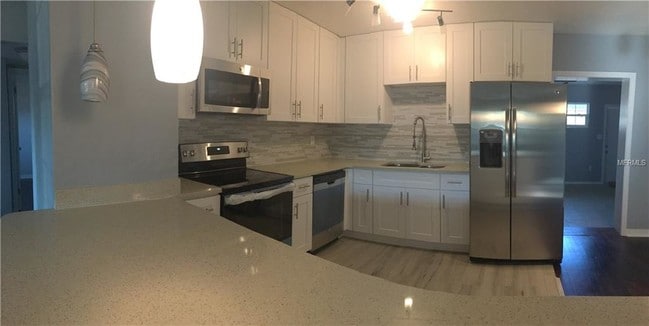 Photo - 700 Tam O Shanter Dr