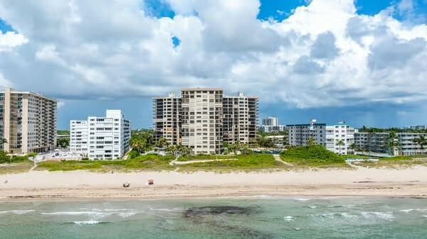 Building Photo - 1800 S Ocean Blvd Unit 403