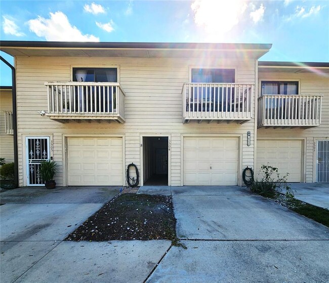 Building Photo - 6236 93rd Terrace N Unit 3504