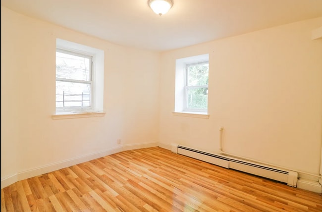 Bedroom - 167 Delancey Plz Unit 1