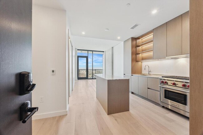 Photo - 610 Davis St Unit 5006