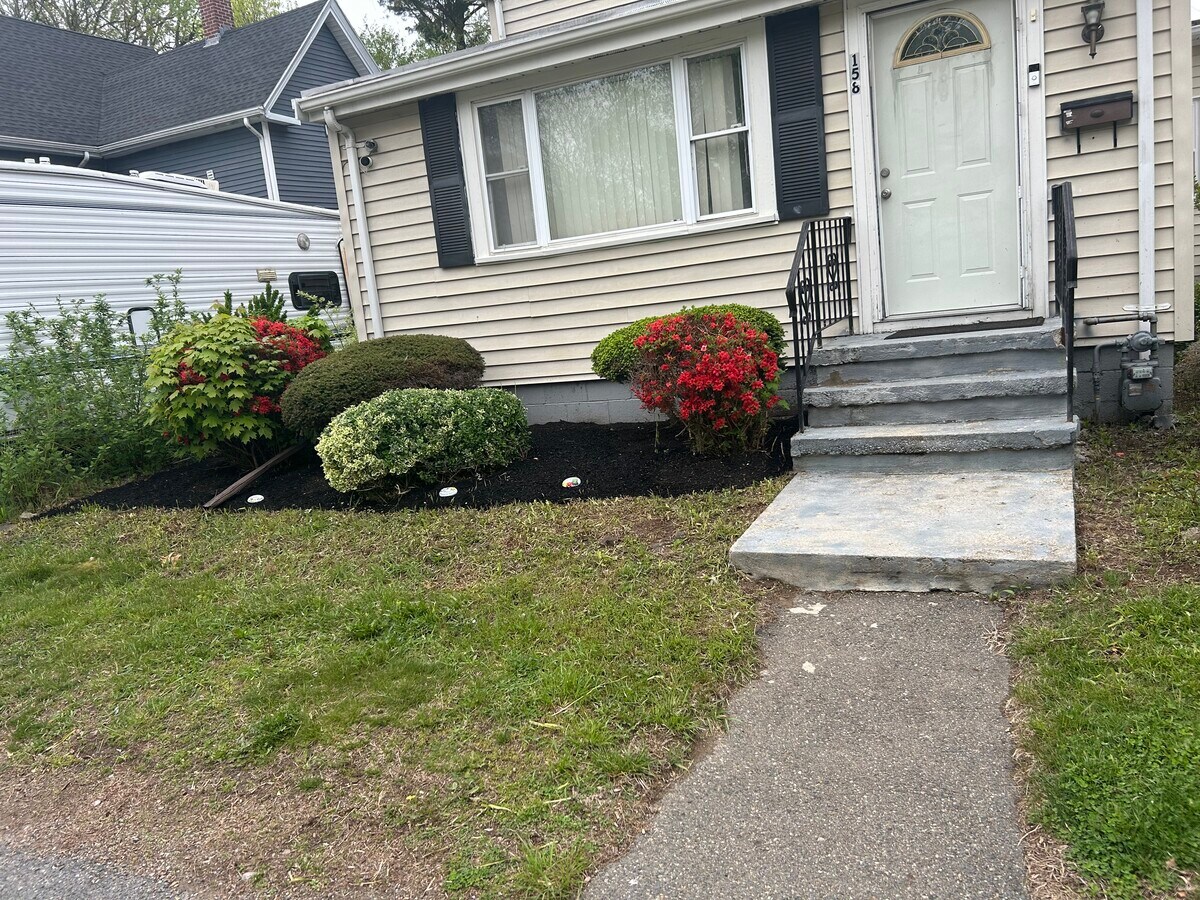 Photo - 158 Forest St House