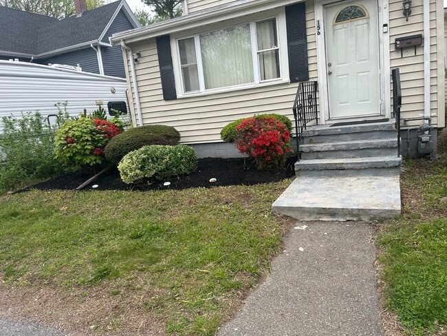 Photo - 158 Forest St House