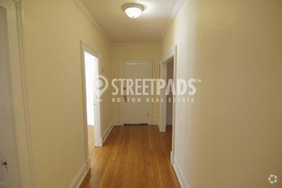 Building Photo - 2 bedroom in Boston MA 02135 Rental