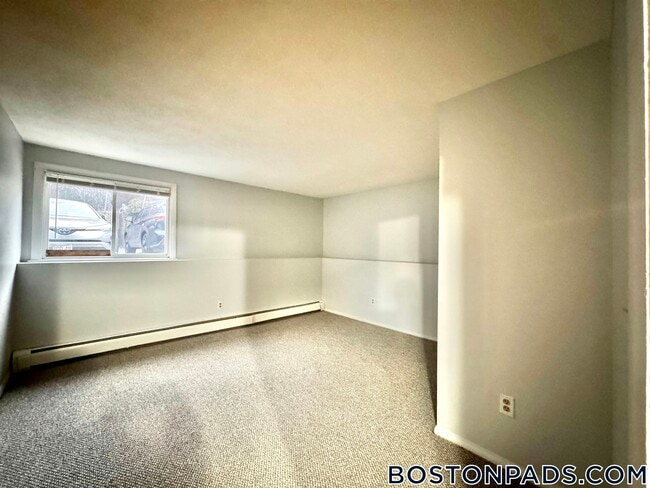 Photo - 715 N Main St Unit 5