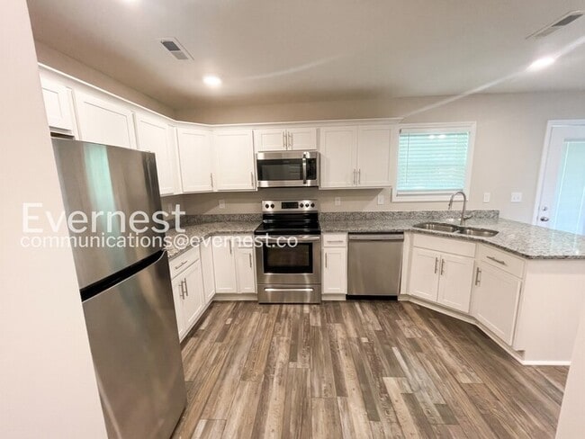 Photo - 1267 Kendall Dr