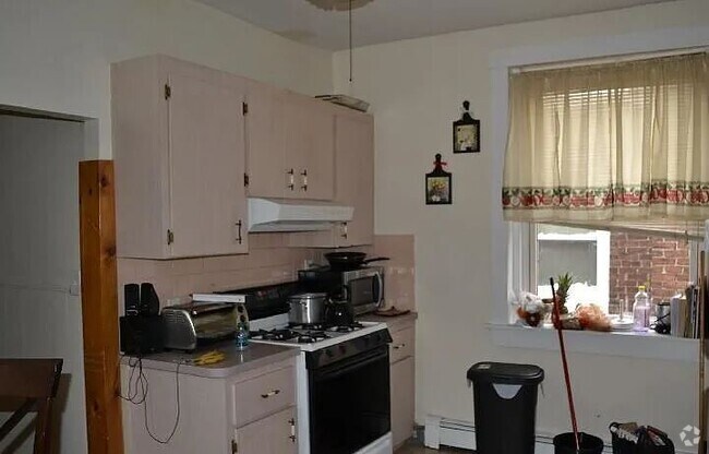 Building Photo - 60 Lubec St Unit 59-4 Rental