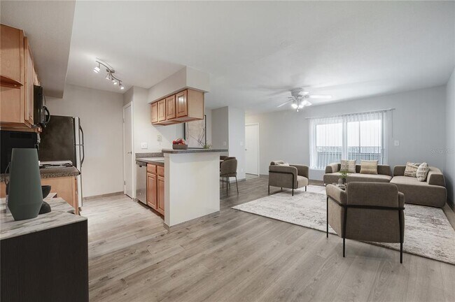 Photo - 9100 Dr M.L.K. Jr St N Unit 905