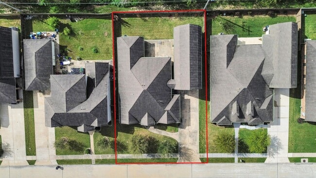 Photo - 2009 Amado Ln