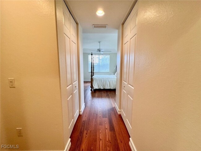 Photo - 1141 Van Loon Commons Cir Unidad 201