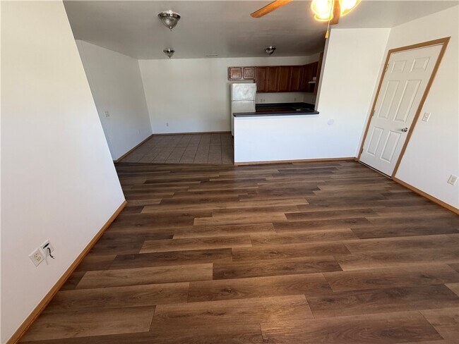 Photo - 1953 S 18th St