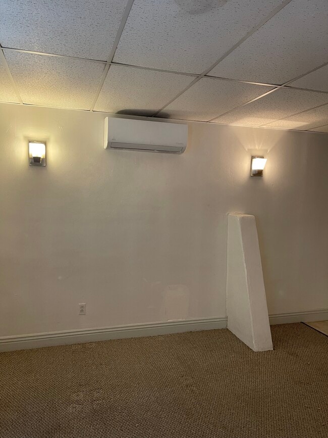 Photo - 2140 B St