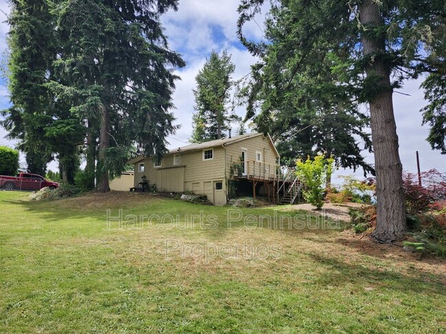 Photo - 3913 Harbel Dr NE