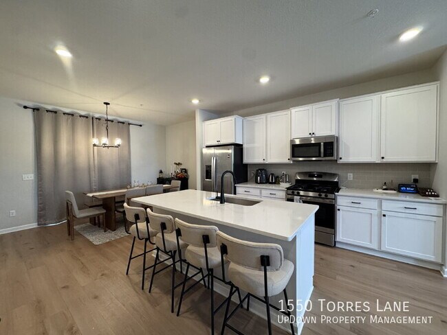 Photo - 1550 Torres Ln