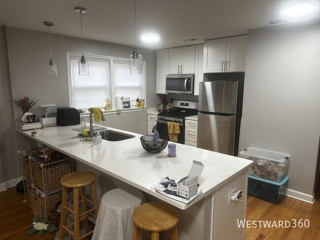 Photo - 2821 W Summerdale-2E Unit 2E
