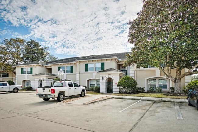 Photo - 100 Bermuda Bay Cir