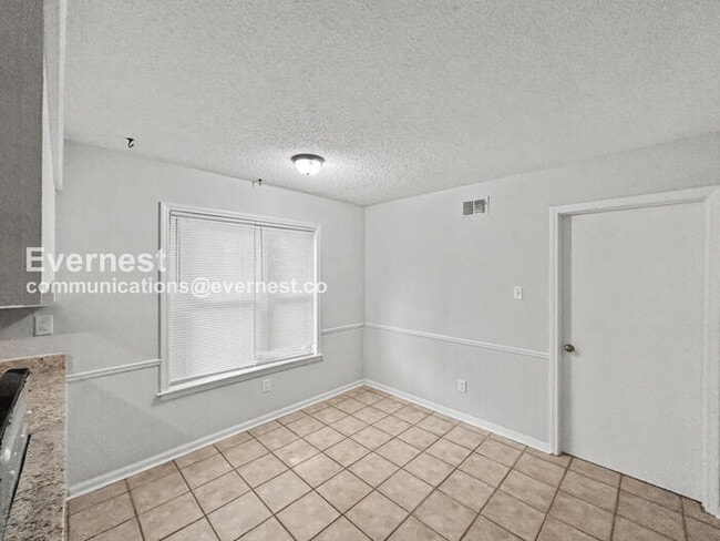 Photo - 760 Hackberry Dr