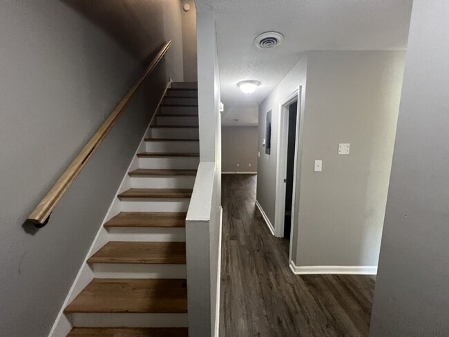 Photo - Town House For Rent