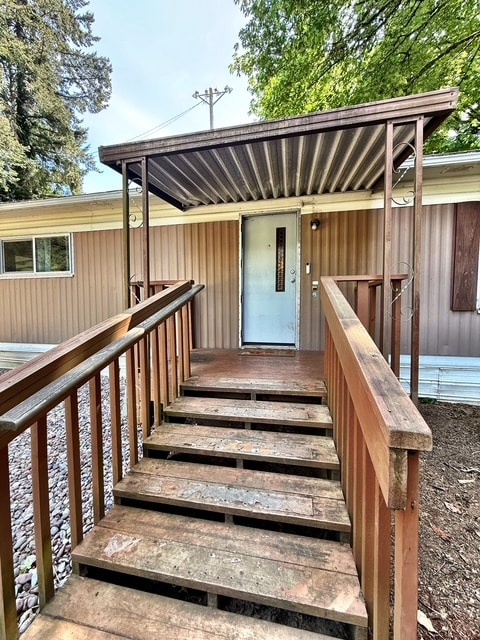 Photo - 3985 Dyes Inlet Ln NW