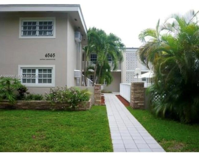 Building Photo - 6565 Santona St Unit B12A
