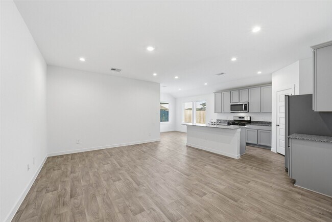 Photo - 3914 Beltingham Bend Wy