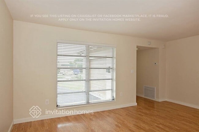 Photo - 8407 NW 26th St