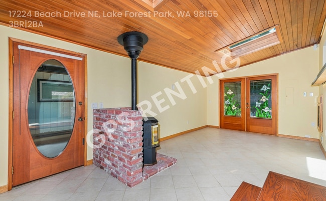 Photo - 17224 Beach Dr NE